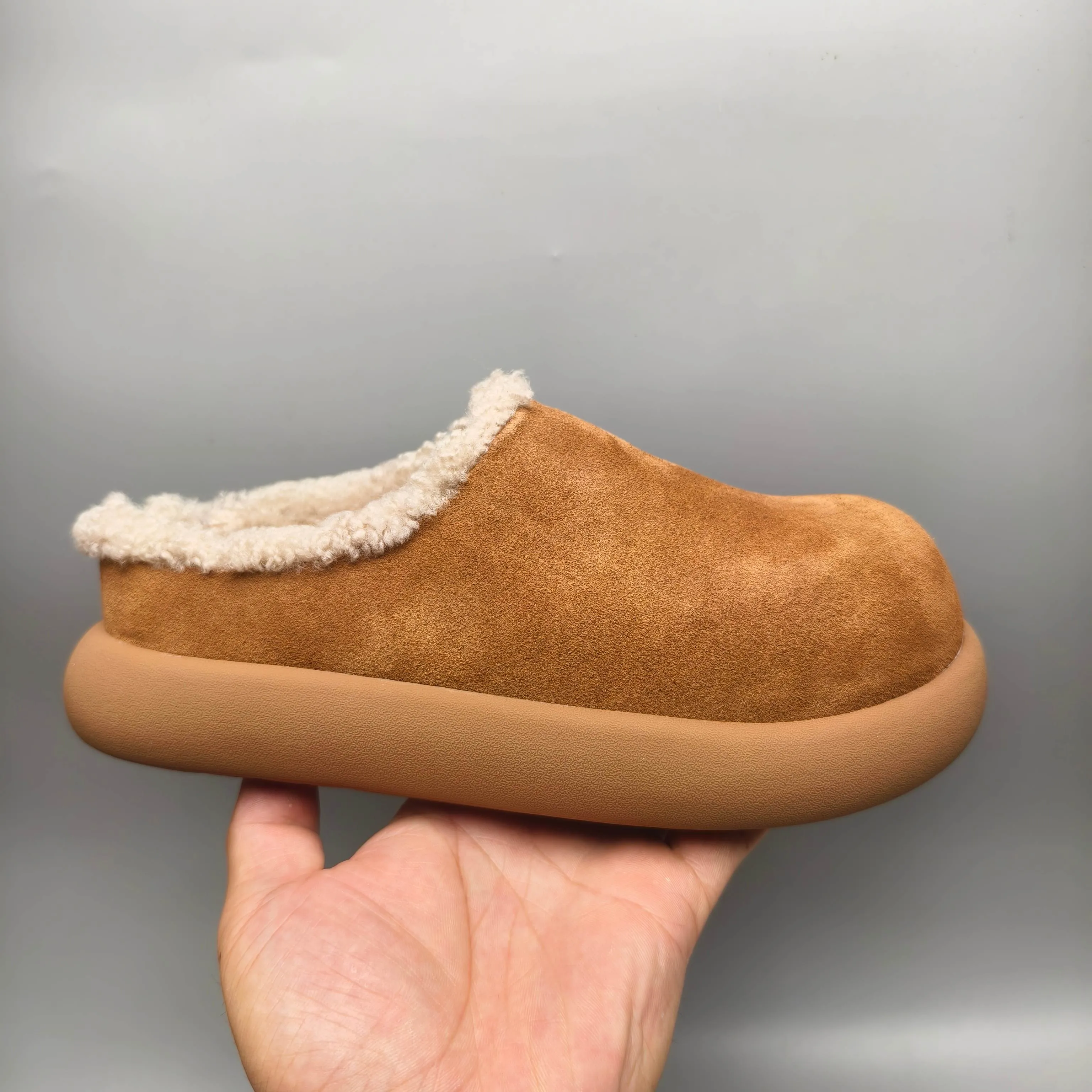 💰480 UGG sheepskin all-in-one snow boots 6088 UGG sheepskin all-in-one snow boots slip-on home shoes potato thick-soled women's shoes color: maroon antelope brown sand chocolate matching code: 35-40